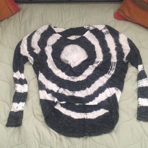 Long sleeve knit blouse